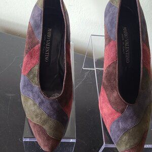 MARIO VALENTINO, Suede multicolor heel.